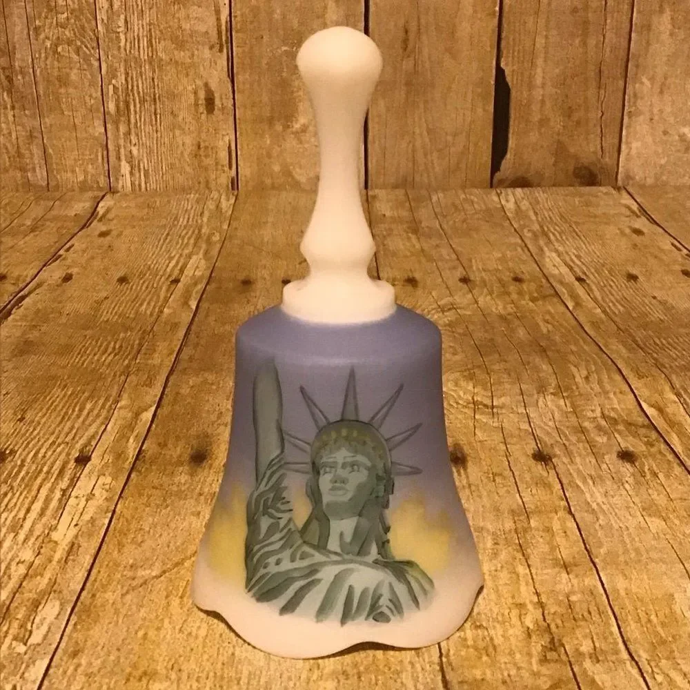 Fenton Statue Of Liberty Bell 100th Anniversary Numbered 326/1250